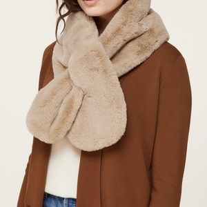 Soia & Kyo Faux Fur Neck Wrap
